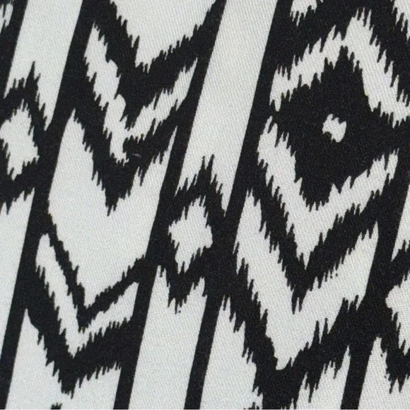 PHILOSOPHY Geometric Print Black and White Wide Leg Palazzo Pants Size 8 - Picture 6 of 9